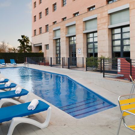 Holiday Inn Express Ciudad De Las Ciencias By Ihg Valencia Exterior photo