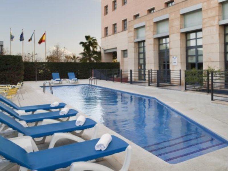 Holiday Inn Express Ciudad De Las Ciencias By Ihg Valencia Exterior photo